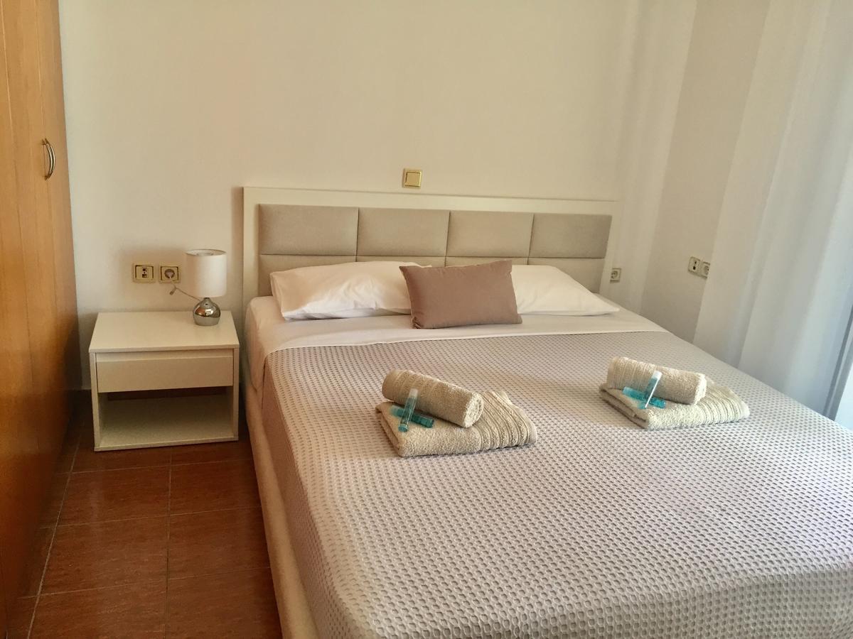 Sea And Sky Apartments Sarande Sarandë Exterior foto